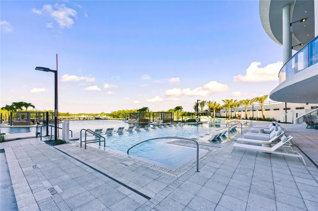 5100 Coconut Road Estero FL 34134