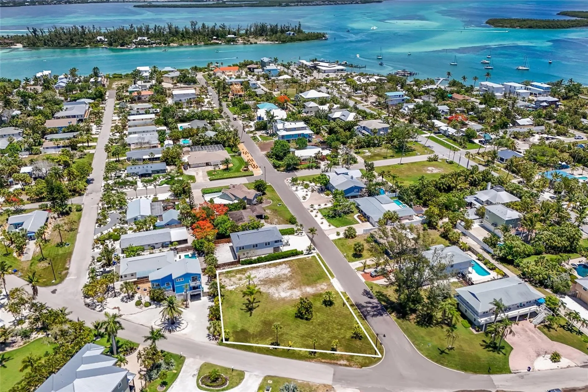 591 Russell Street Longboat Key FL 34228