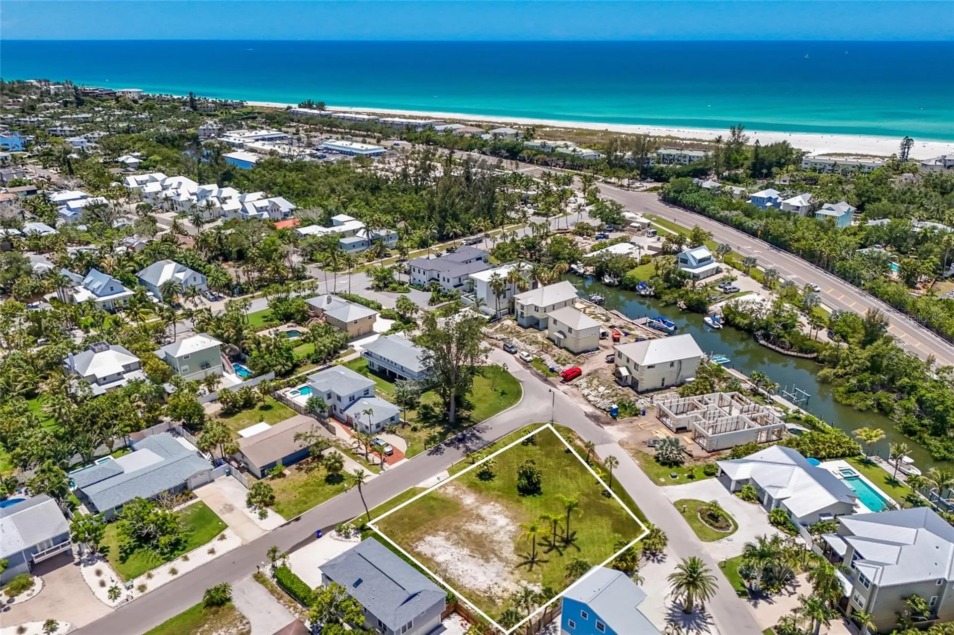 591 Russell Street Longboat Key FL 34228