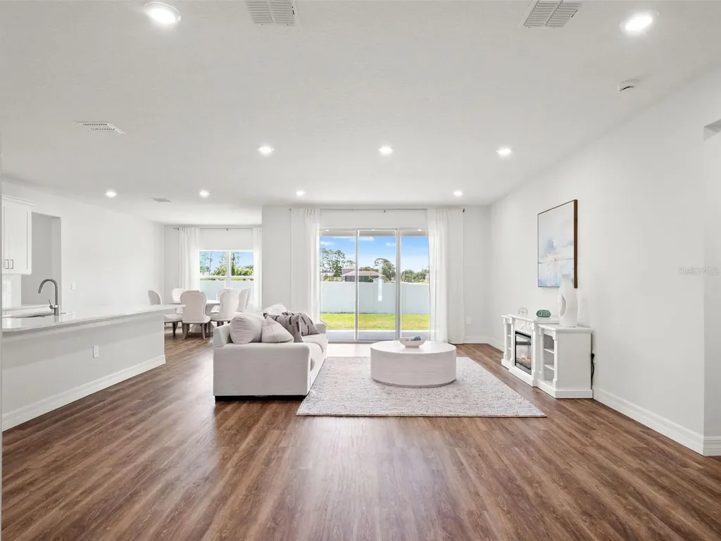1406 Valerius Street SE Palm Bay FL 32909