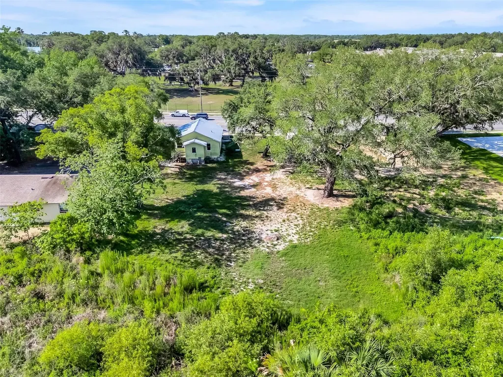 2104 South Street Leesburg FL 34748