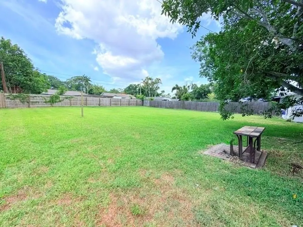 1510-1512 27th Street W Bradenton FL 34205