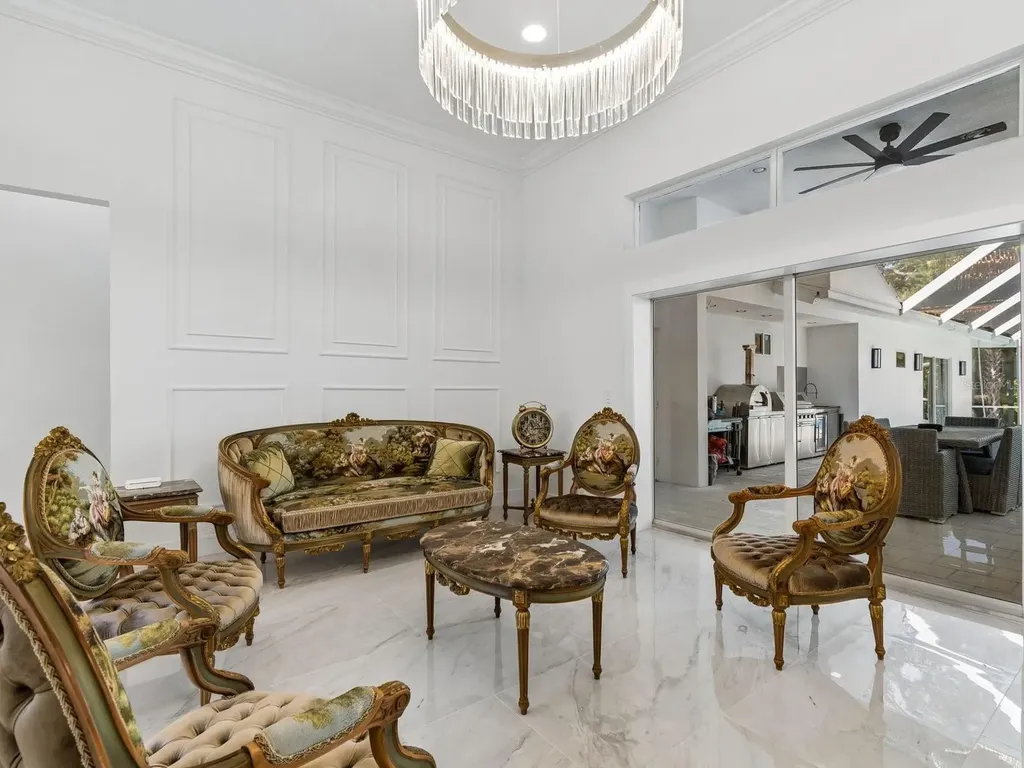 2402 Huntington Boulevard Safety Harbor FL 34695