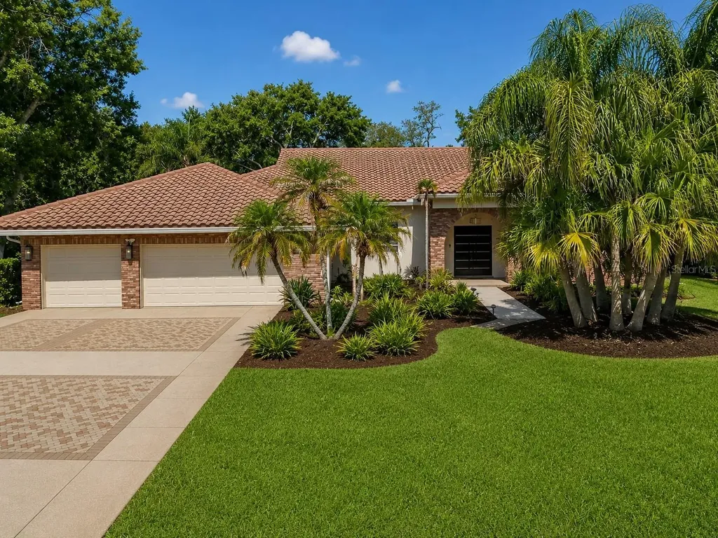 2402 Huntington Boulevard Safety Harbor FL 34695