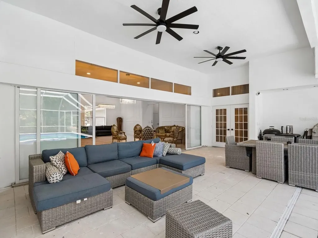 2402 Huntington Boulevard Safety Harbor FL 34695