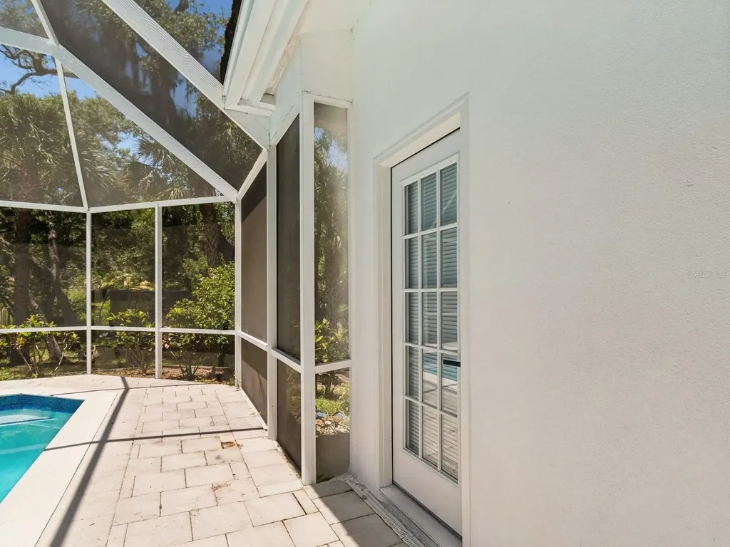 2402 Huntington Boulevard Safety Harbor FL 34695