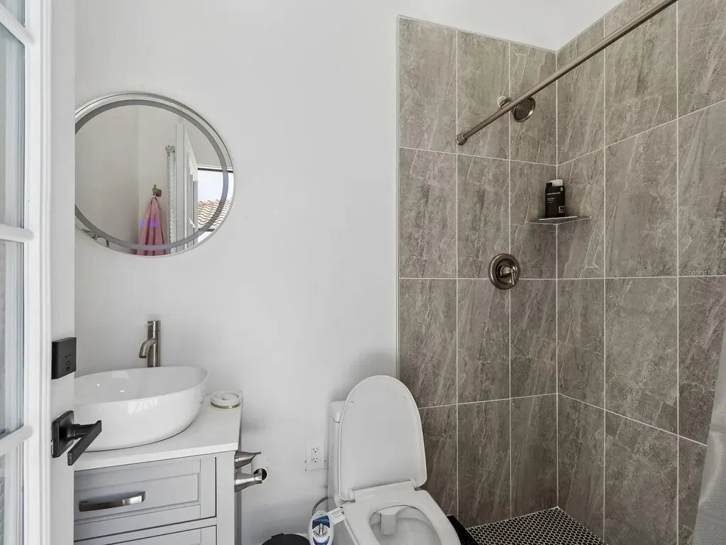 2402 Huntington Boulevard Safety Harbor FL 34695