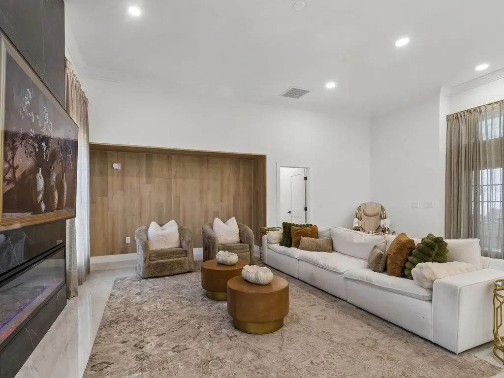 2402 Huntington Boulevard Safety Harbor FL 34695