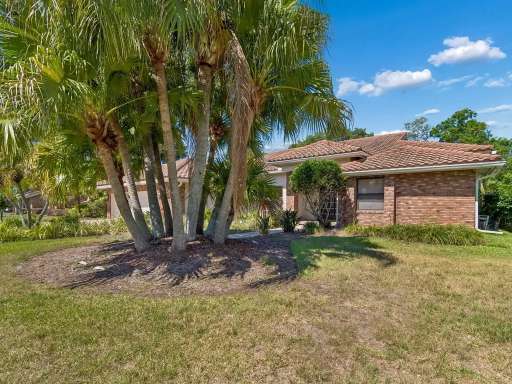 2402 Huntington Boulevard Safety Harbor FL 34695