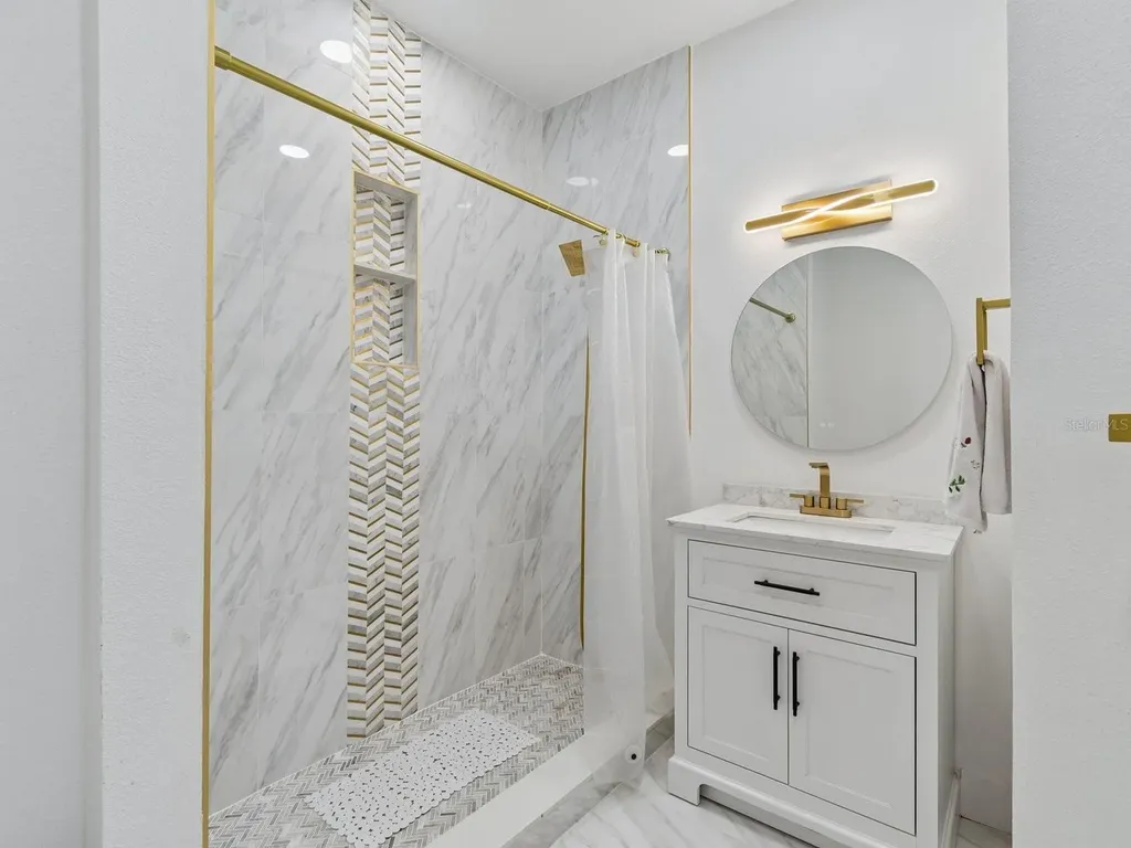 2402 Huntington Boulevard Safety Harbor FL 34695