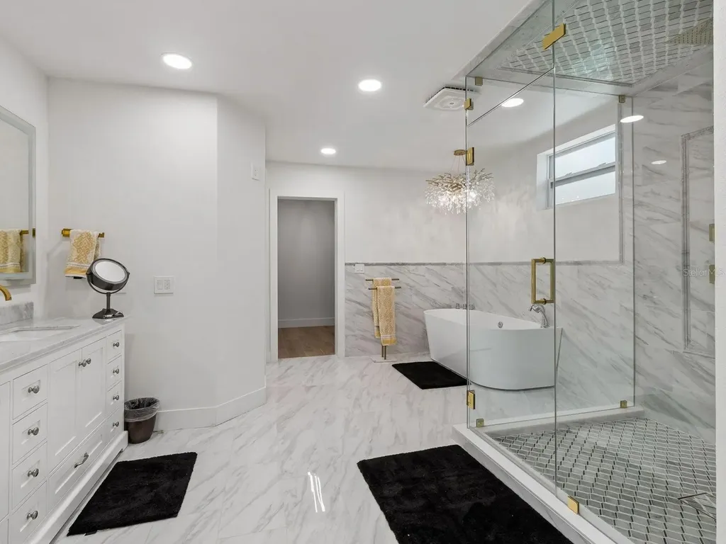 2402 Huntington Boulevard Safety Harbor FL 34695