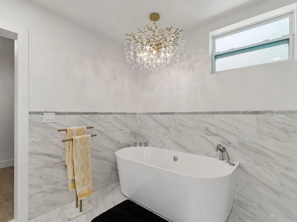 2402 Huntington Boulevard Safety Harbor FL 34695