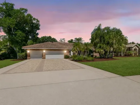 2402 Huntington Boulevard Safety Harbor FL 34695
