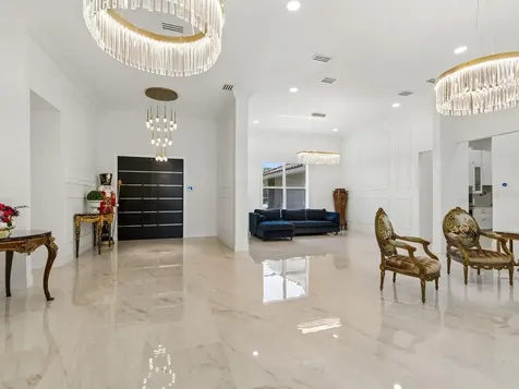 2402 Huntington Boulevard Safety Harbor FL 34695