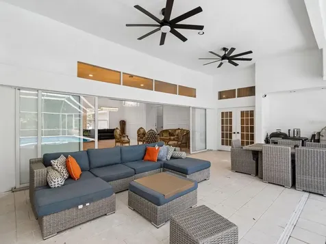 2402 Huntington Boulevard Safety Harbor FL 34695