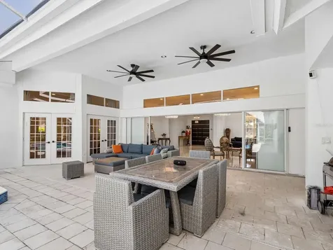 2402 Huntington Boulevard Safety Harbor FL 34695