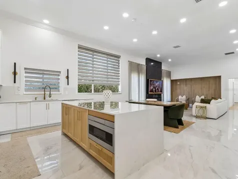 2402 Huntington Boulevard Safety Harbor FL 34695