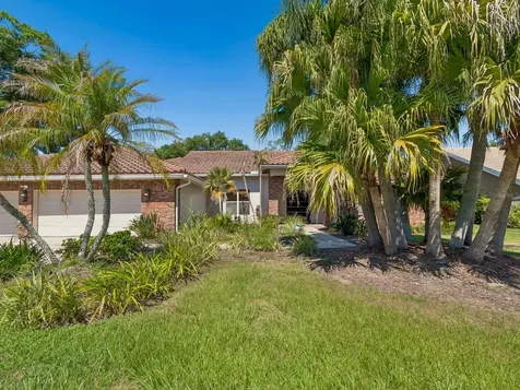 2402 Huntington Boulevard Safety Harbor FL 34695