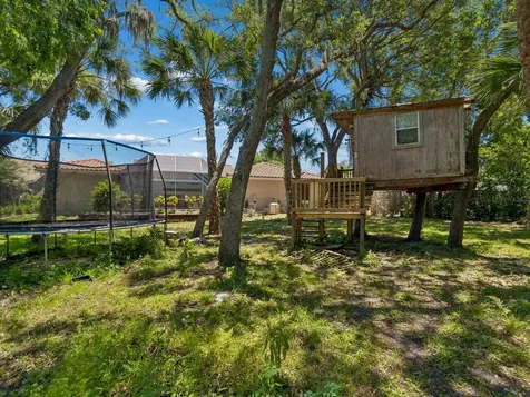 2402 Huntington Boulevard Safety Harbor FL 34695