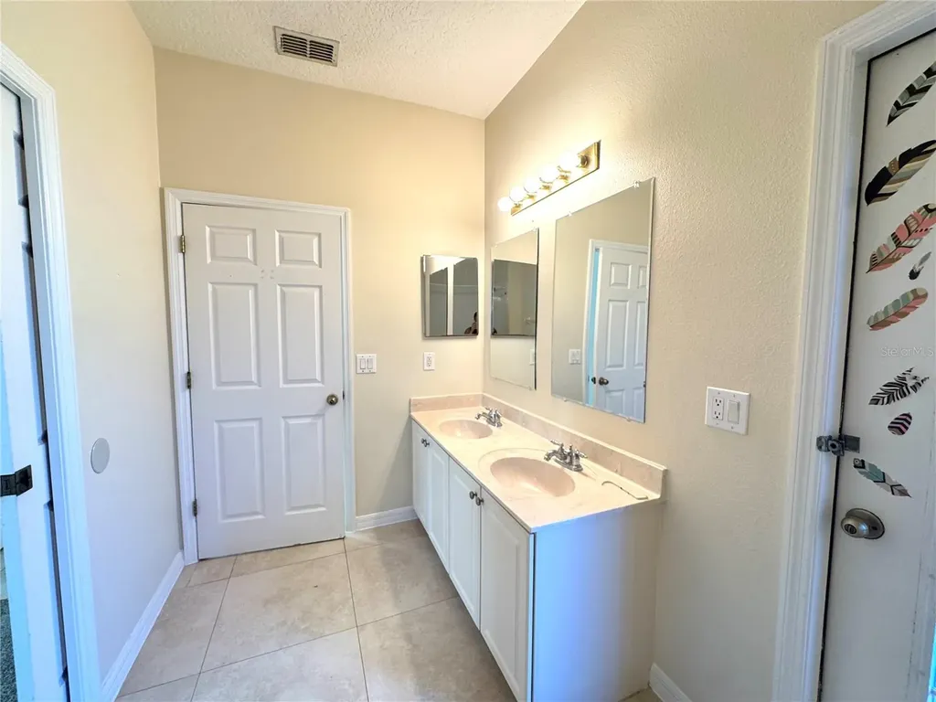 13521 Old Dock Road Orlando FL 32828