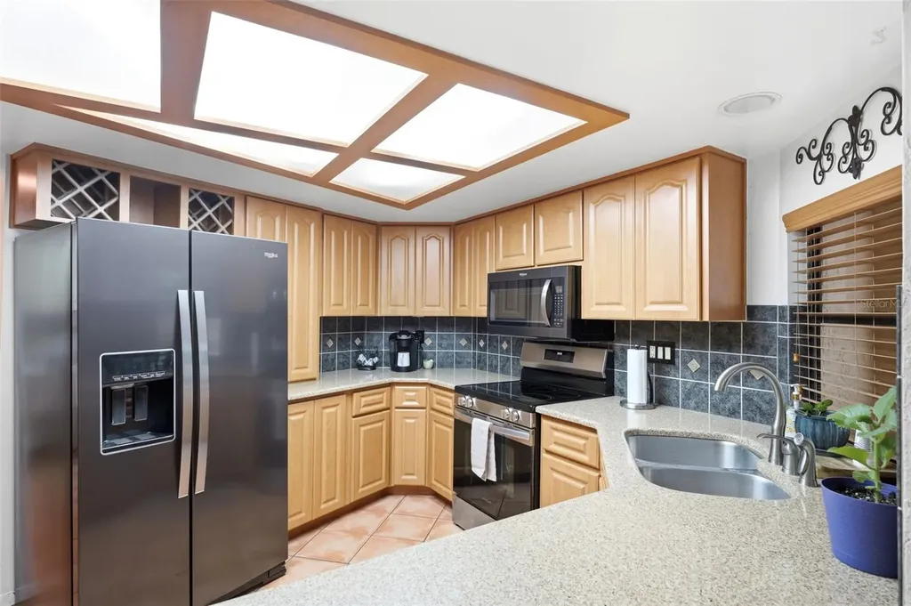 5227 Suwannee Road Weeki Wachee FL 34607