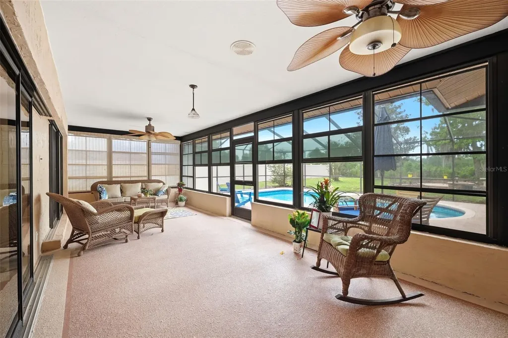 5227 Suwannee Road Weeki Wachee FL 34607