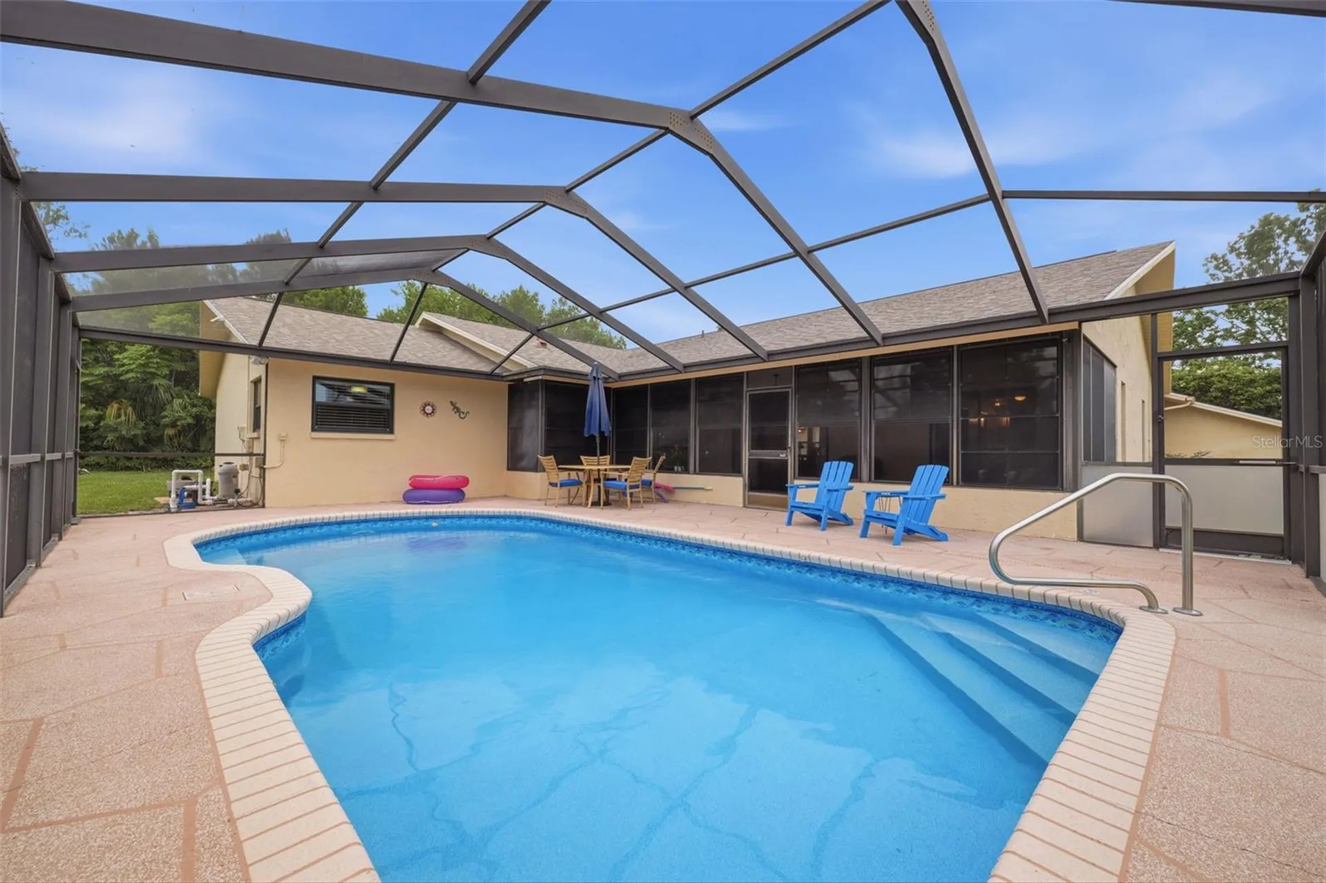 5227 Suwannee Road Weeki Wachee FL 34607