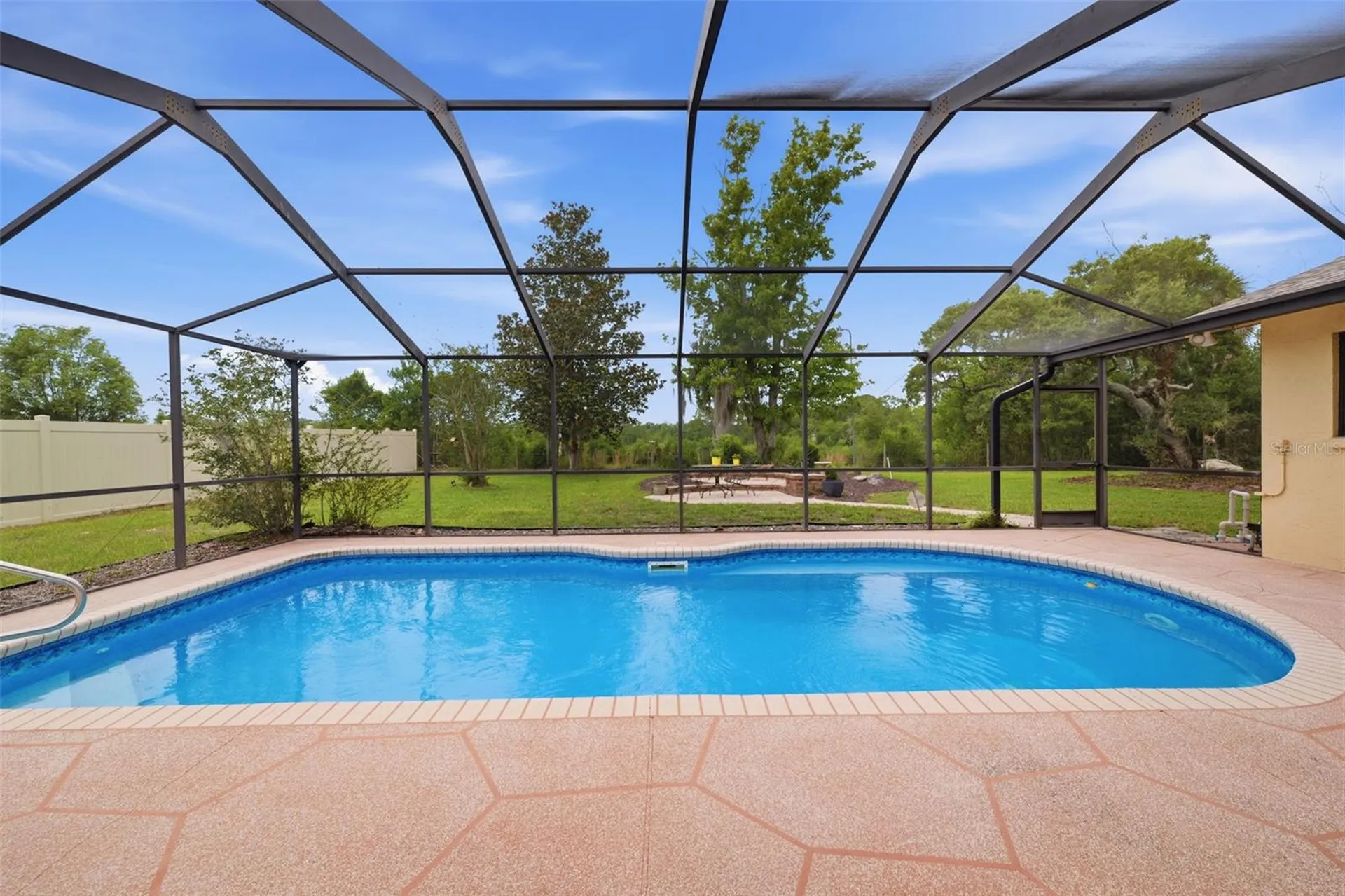 5227 Suwannee Road Weeki Wachee FL 34607