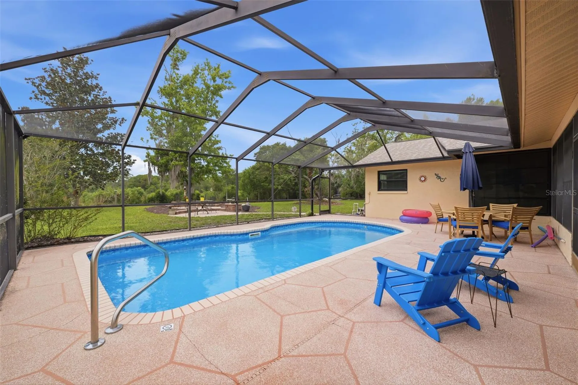 5227 Suwannee Road Weeki Wachee FL 34607