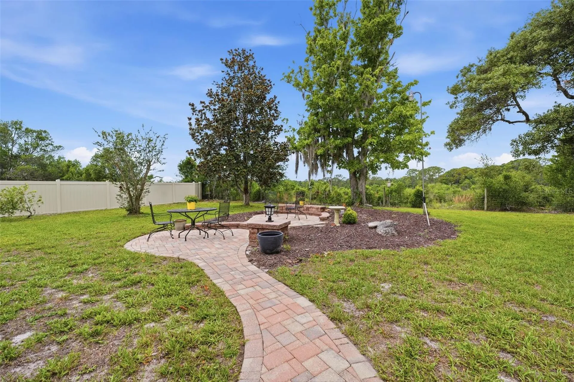 5227 Suwannee Road Weeki Wachee FL 34607