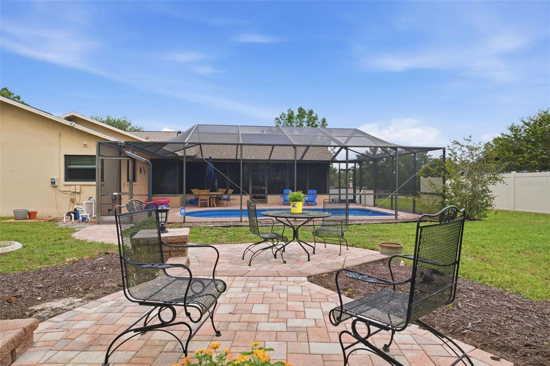 5227 Suwannee Road Weeki Wachee FL 34607