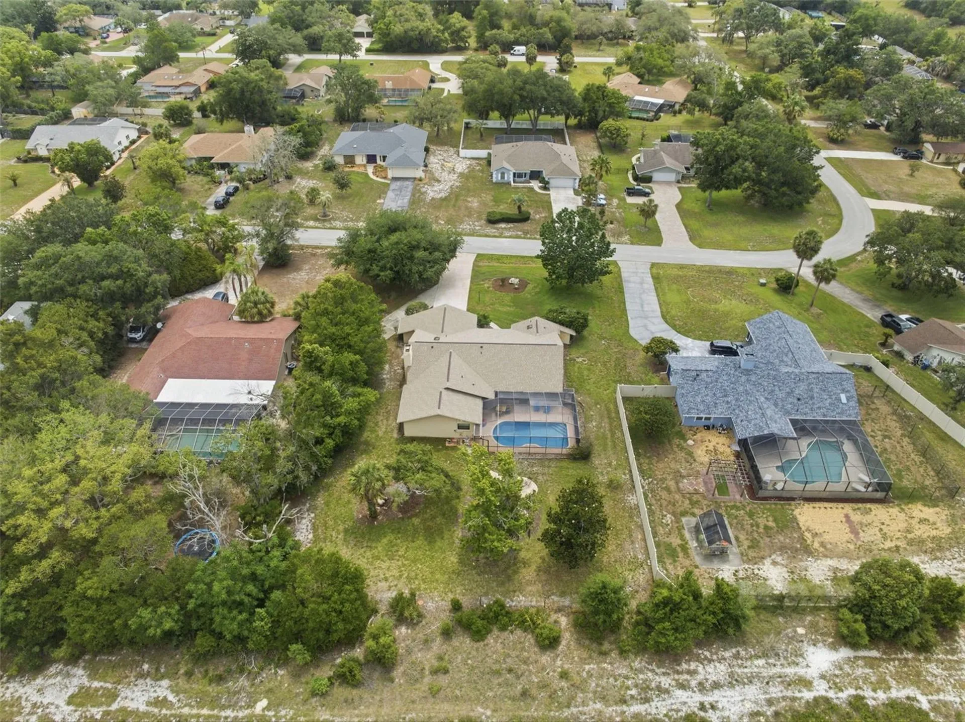 5227 Suwannee Road Weeki Wachee FL 34607