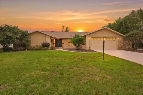5227 Suwannee Road Weeki Wachee FL 34607