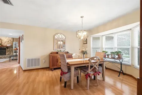 5227 Suwannee Road Weeki Wachee FL 34607