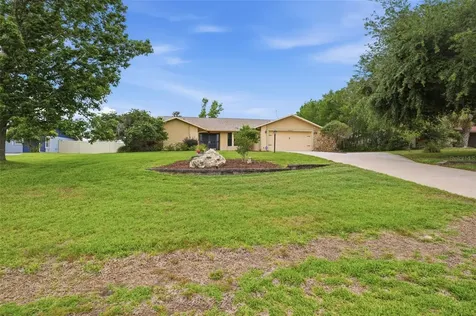 5227 Suwannee Road Weeki Wachee FL 34607