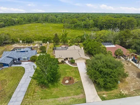 5227 Suwannee Road Weeki Wachee FL 34607