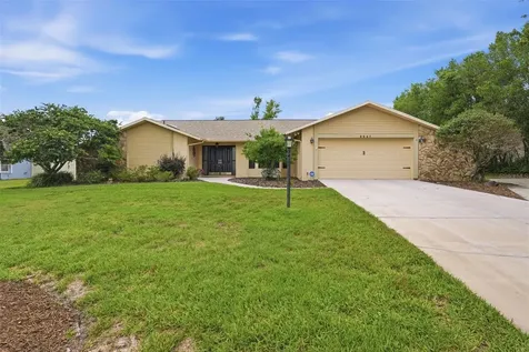 5227 Suwannee Road Weeki Wachee FL 34607