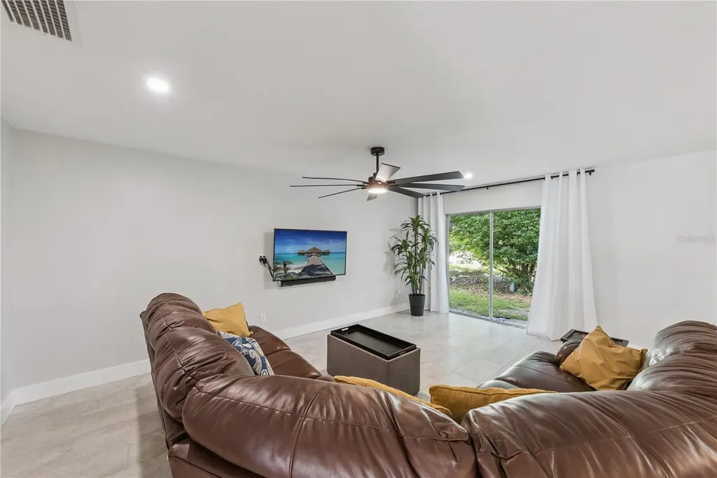 10792 Lazy Lake Drive Orlando FL 32821