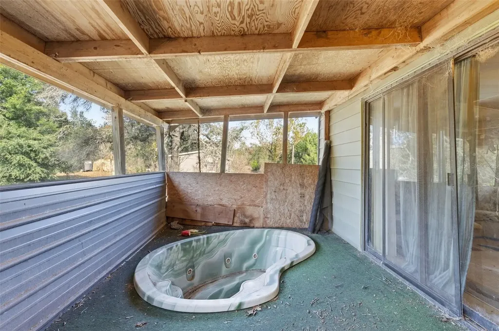 8045 Indian Trail Road Weeki Wachee FL 34613