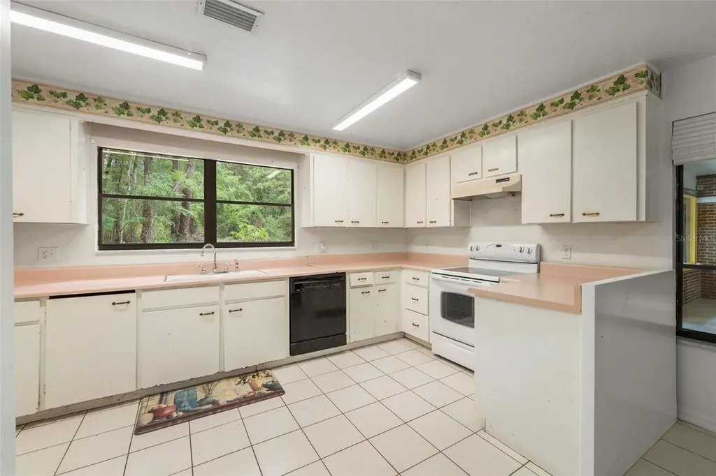 4703 NW 124th Street Gainesville FL 32606
