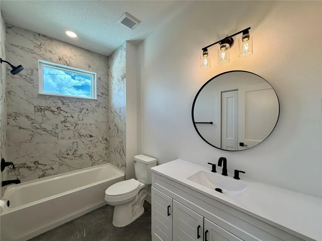 2846 30th Avenue N St Petersburg FL 33713