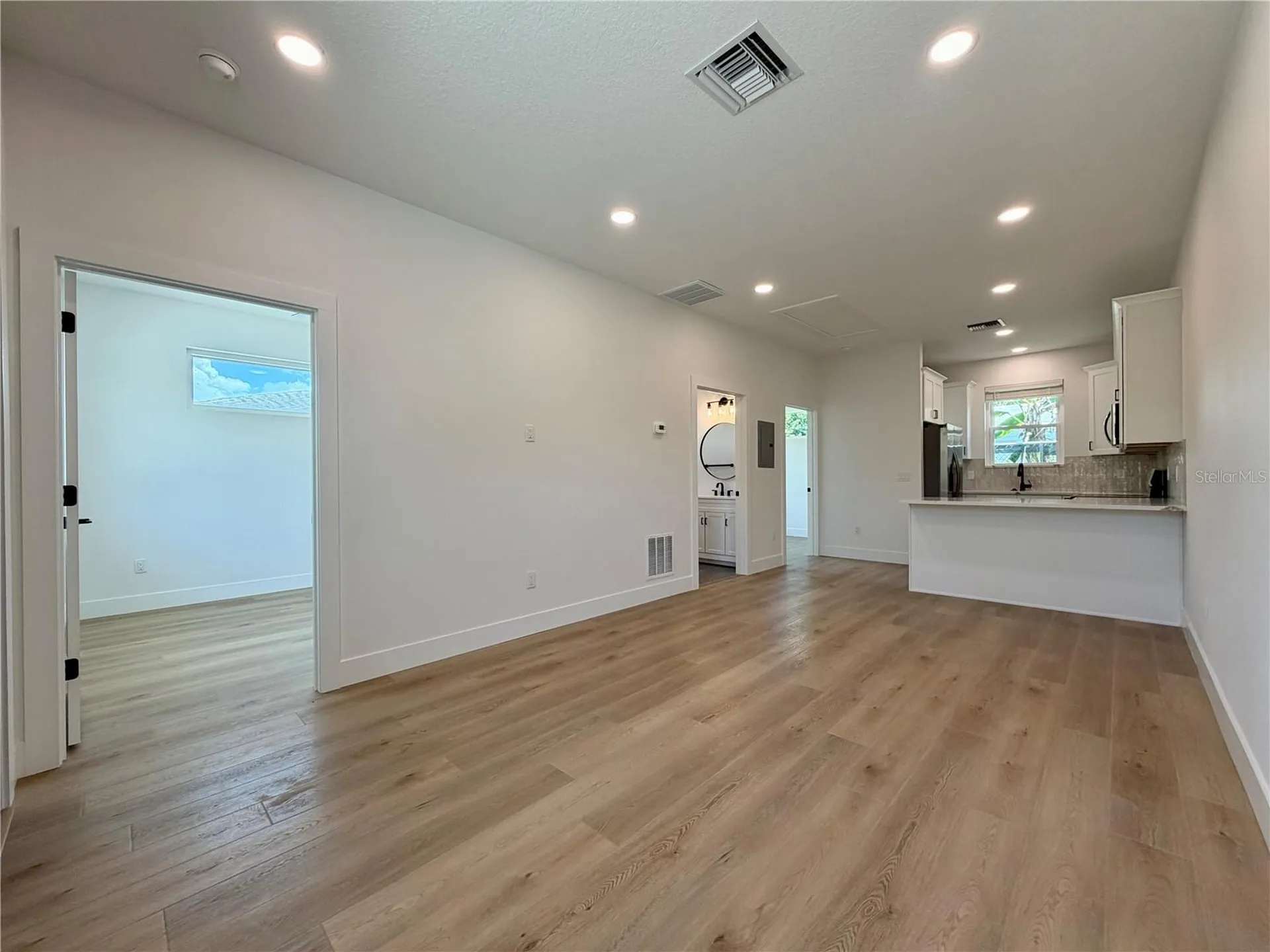 2846 30th Avenue N St Petersburg FL 33713