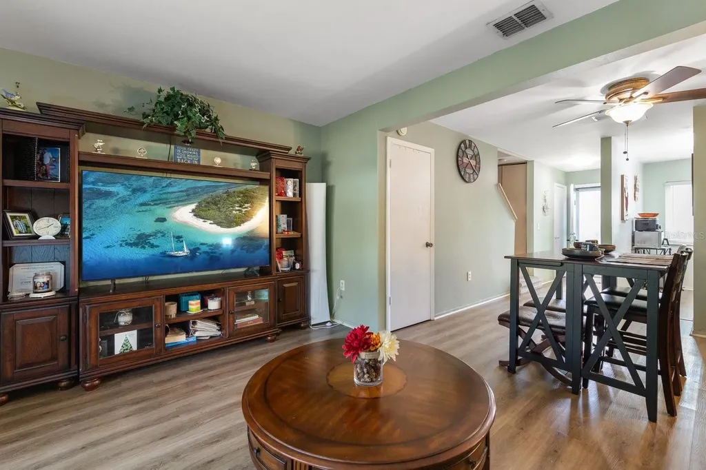 195 114th Avenue NE St Petersburg FL 33716
