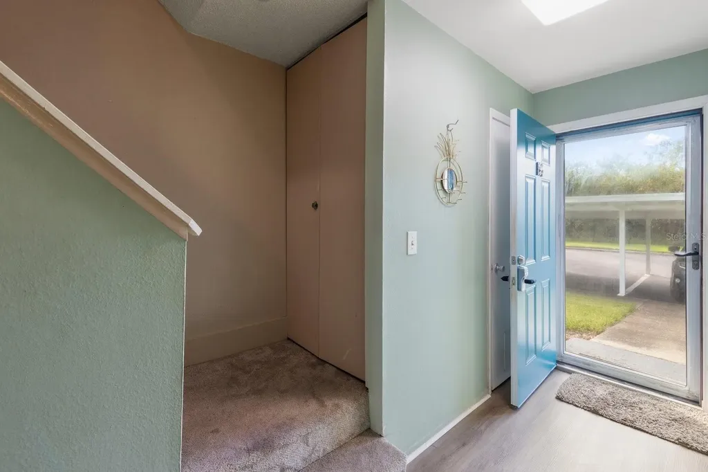 195 114th Avenue NE St Petersburg FL 33716