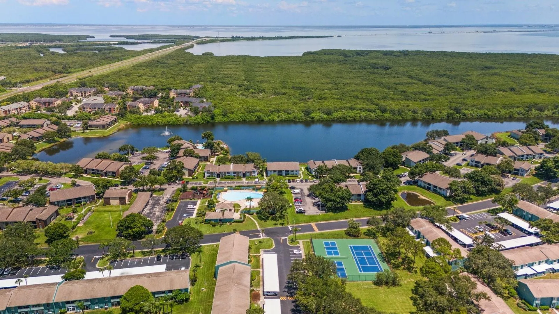 195 114th Avenue NE St Petersburg FL 33716