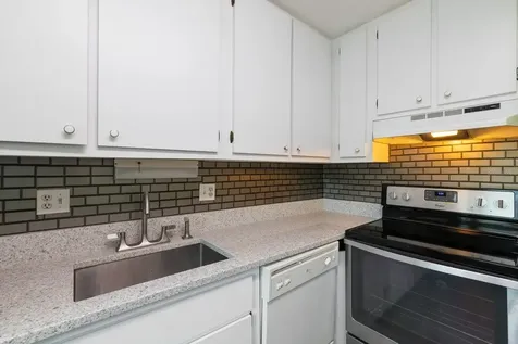195 114th Avenue NE St Petersburg FL 33716