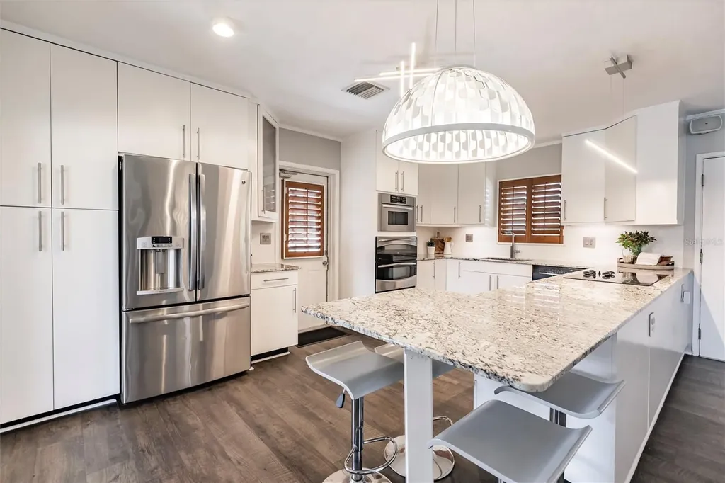 1720 Colleen Street Sarasota FL 34231