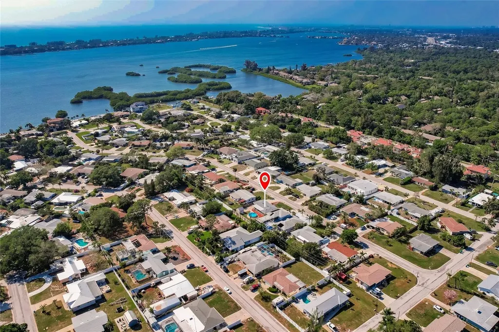 1720 Colleen Street Sarasota FL 34231