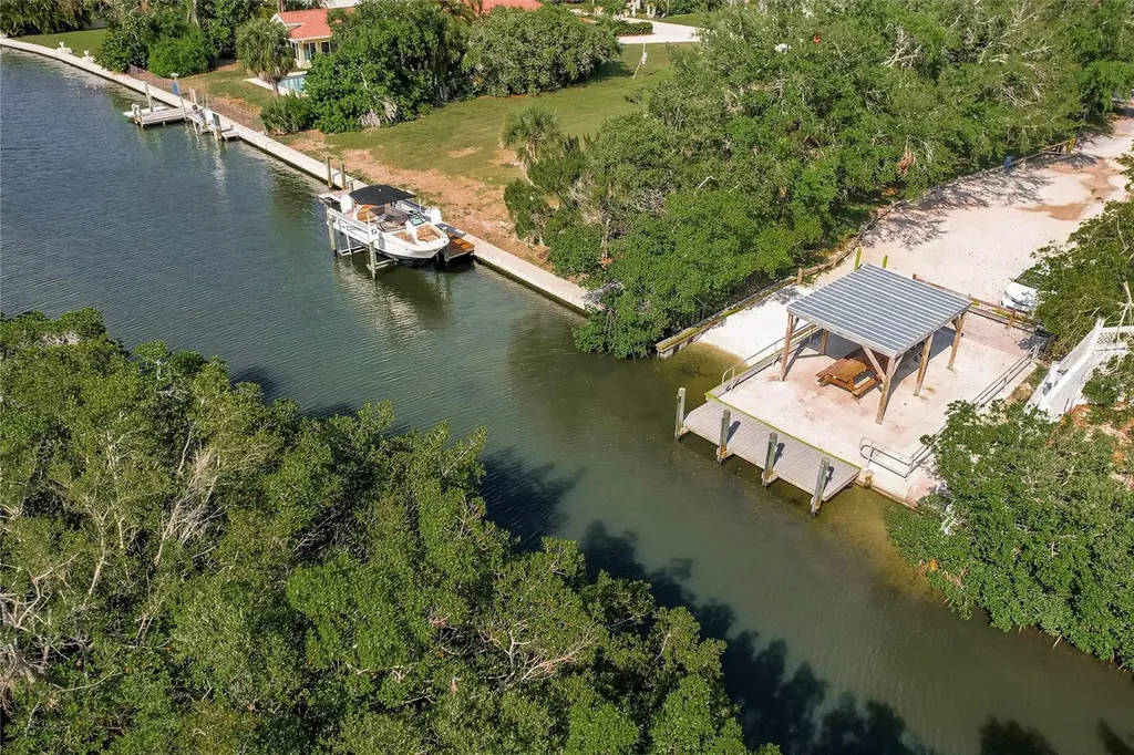 1720 Colleen Street Sarasota FL 34231