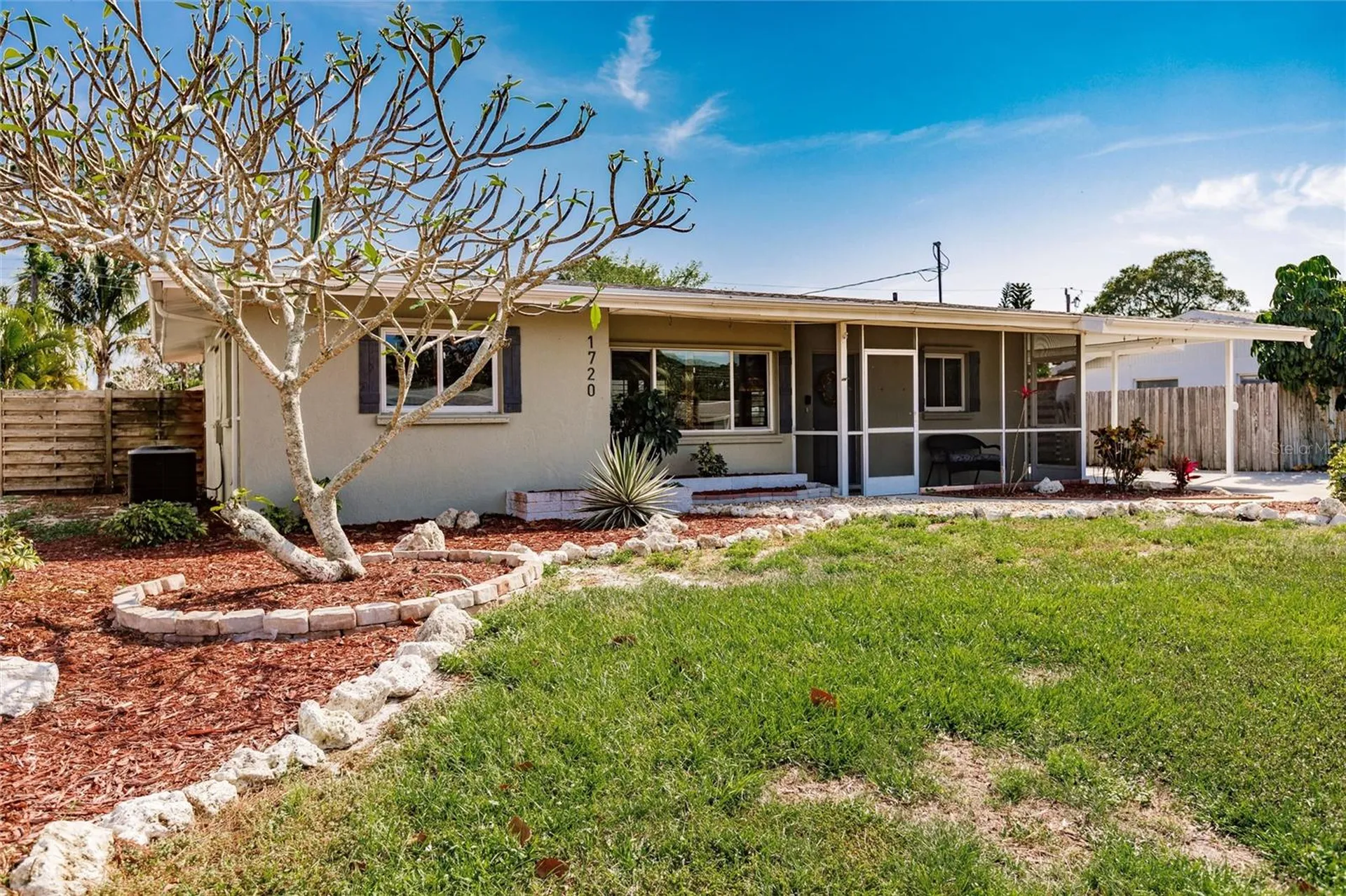 1720 Colleen Street Sarasota FL 34231